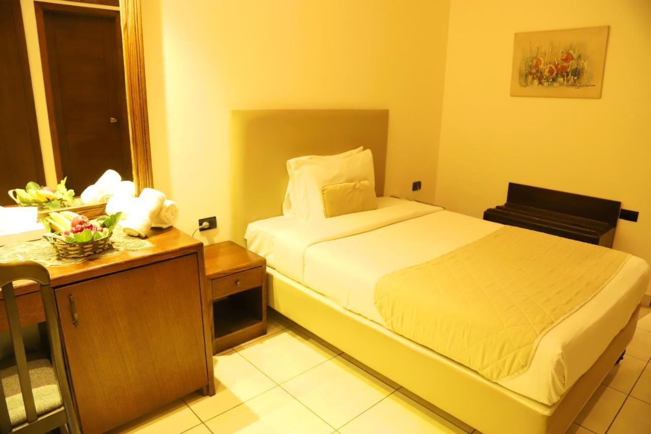 Royal Garden Hotel
